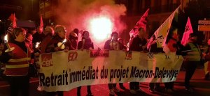 Poursuivons et élargissons le mouvement jusqu'à la victoire : grève (…)