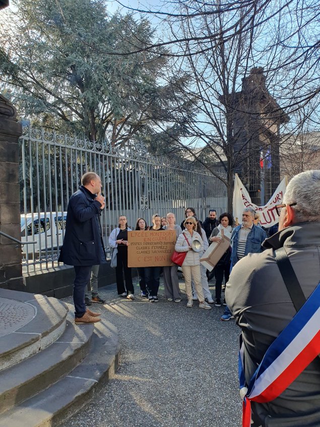 Victoire pour les collègues et les élèves du lycée Montdory à Thiers après (…)