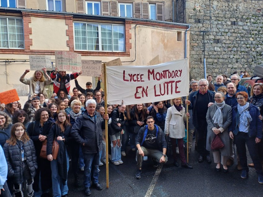 Montdory en lutte : le SNES-FSU Clermont soutient pleinement la mobilisation (…)